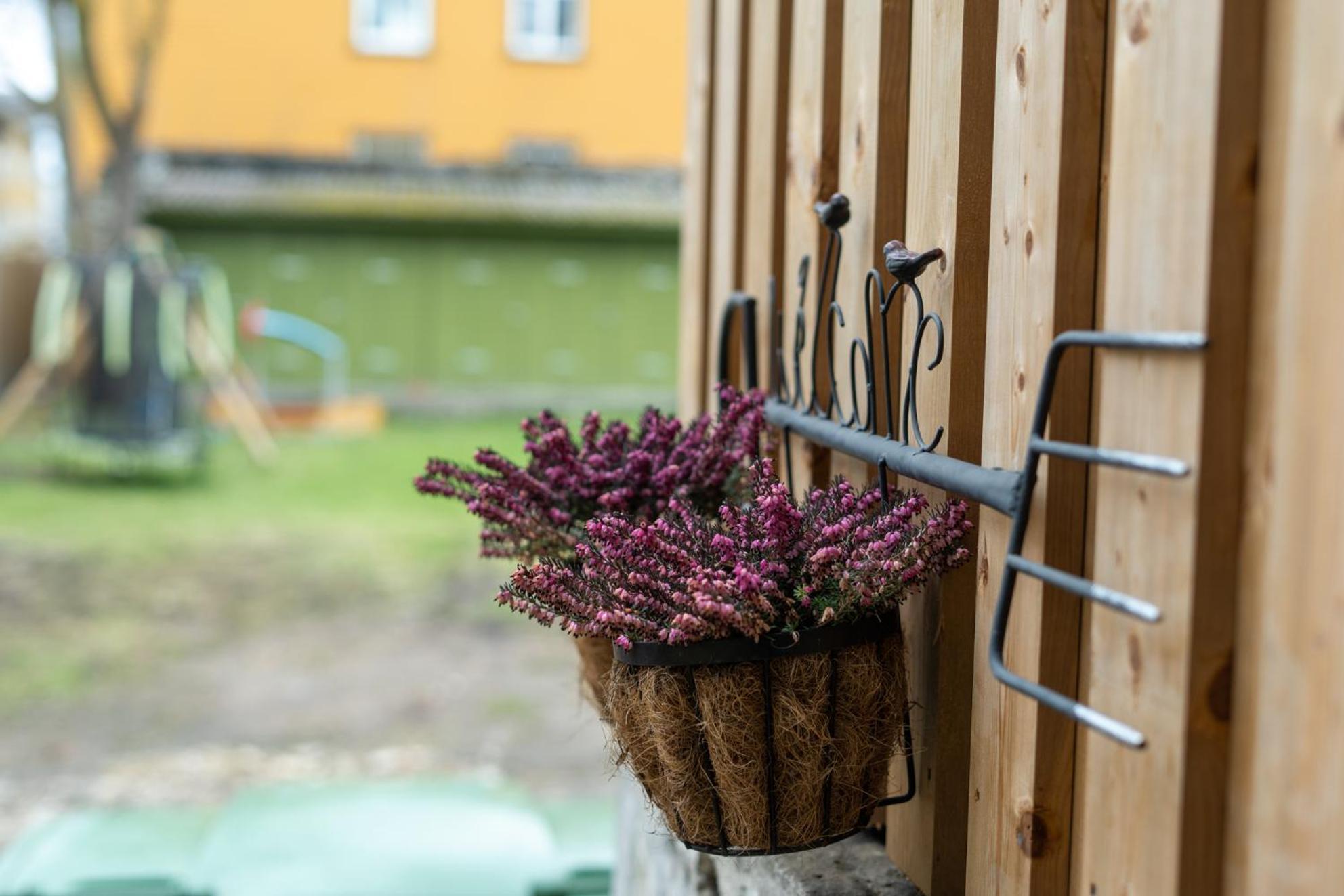 Garden Next To Telliskivi & Old Town Апартаменты *
